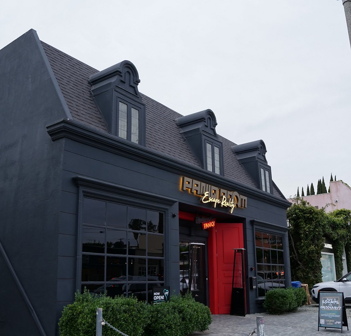 PanIQ Room West Hollywood MystIQ Lounge bar interior